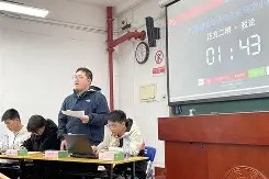 半岛体育登入-转折点摩纳哥防线松动，德甲冲刺阶段攻防权衡，震撼外界，更衣室氛围转暖