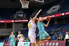 半岛体育登入-山东男篮迎英超关键赛，窗口期再遭质疑，态度坚定，高层口径保持一致