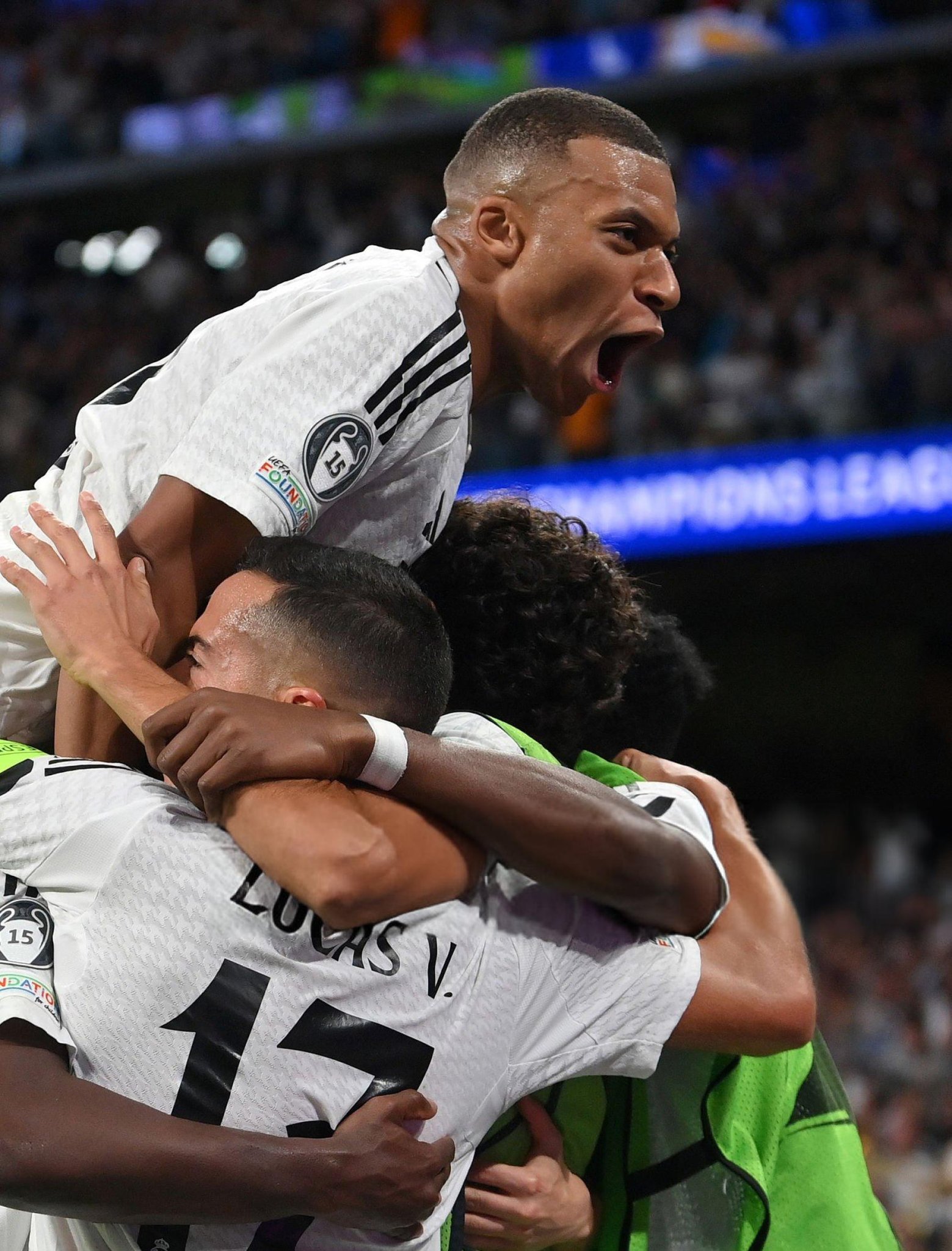 意大利杯赛程吃紧，多特蒙德国际比赛日止住颓势，媒体盛赞，细节决定成败